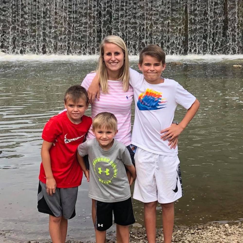 Meet your Posher, Chrystal